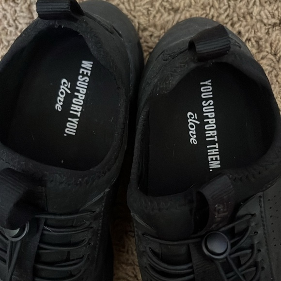 Clove nursing shoes  size 8.5 - Picture 6 of 7